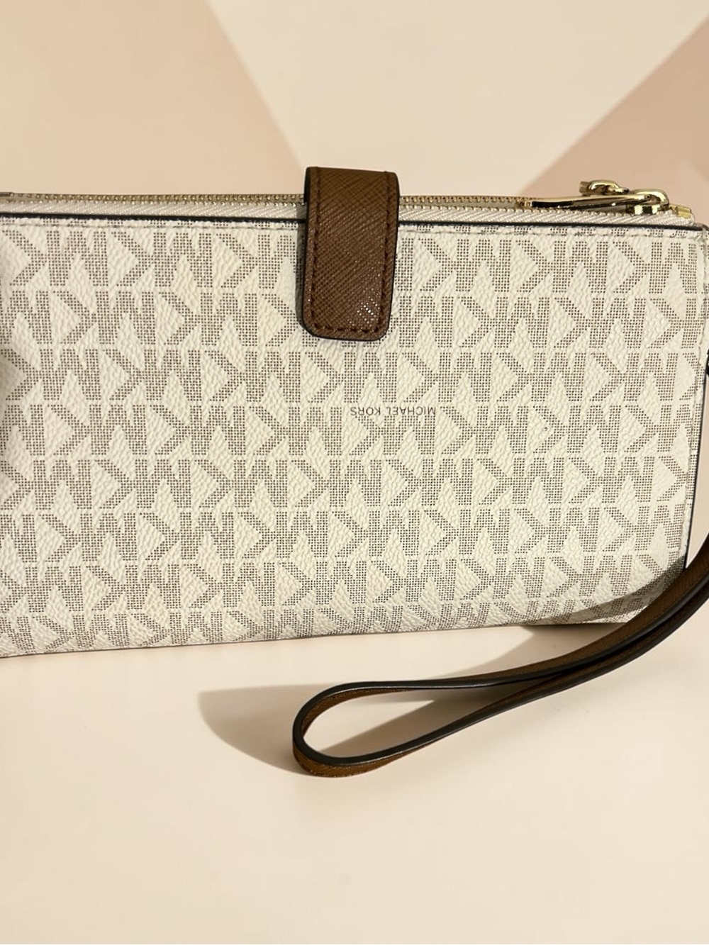 Michael Kors Cream & Brown Signature Wristlet Clutch